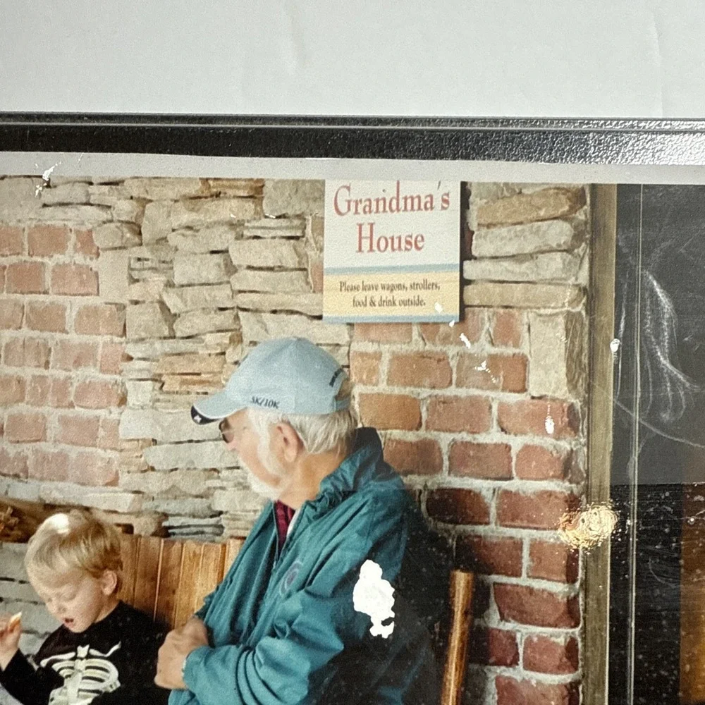 Portrait‎ Puzzle 1008 Pieces Grandpa And Grandson In Metal Tin